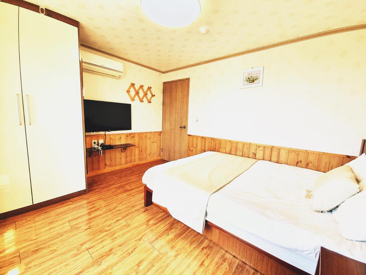 Villa Jungmun Haesung Parktel Seogwipo Esterno foto