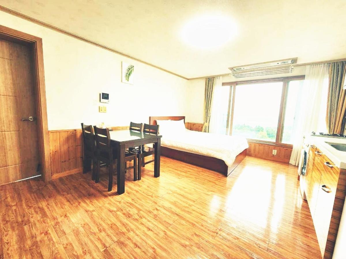 Villa Jungmun Haesung Parktel Seogwipo Esterno foto